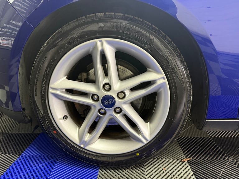 2017 Ford Focus 1.5 TDCi 120 Zetec Edition 5dr HATCHBACK Diesel Manual