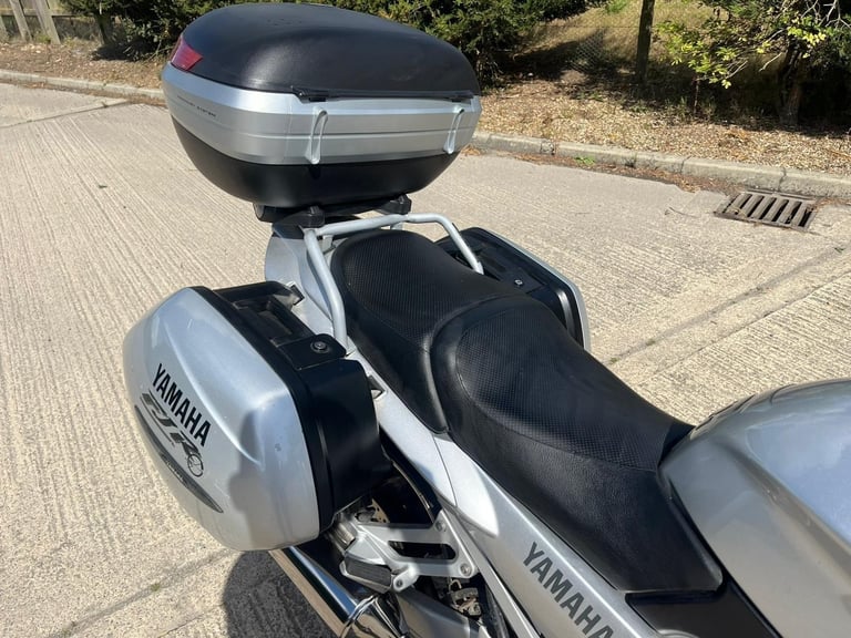 2002 52 YAMAHA FJR 1300 FJR1300 SPORTS TOURER LUGGAGE NEW MOT HPI CLEAR