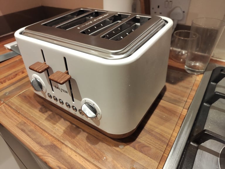 Microwave and Toaster set