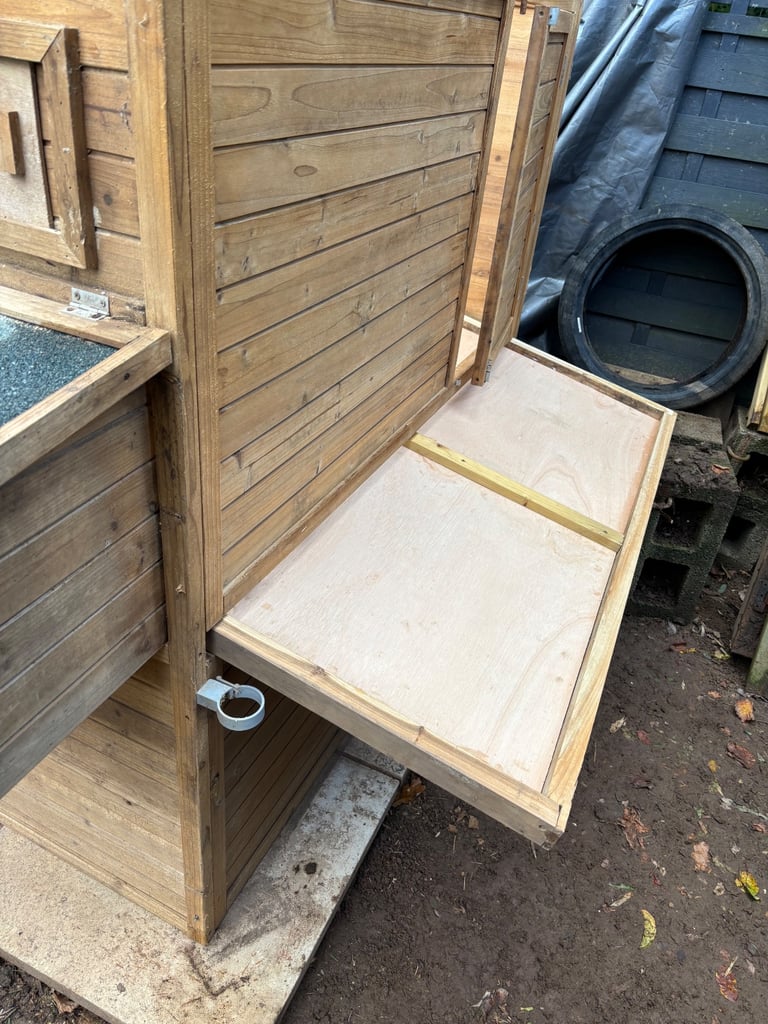 Chicken coop