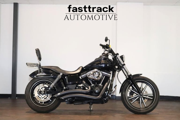 Harley Davidson FXDB 1690 Street Bob - 2014 - VANCE & HINES - VERY TIDY BIKE