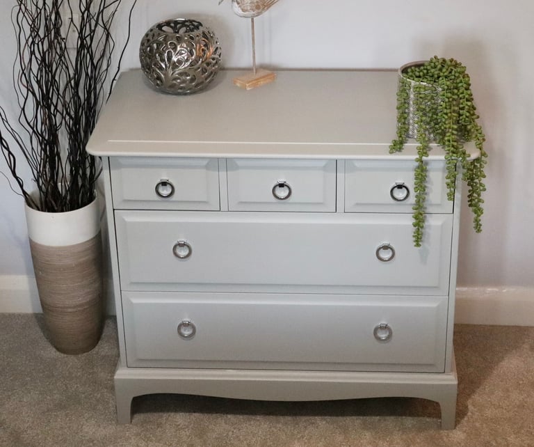 Stag Minstrel Chest Of 5 Drawers In Grey - Free Local Delivery 5DG