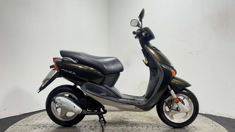 Yamaha Yn 2000 2 stroke scooter 4k classic 2T bike non runner 50cc