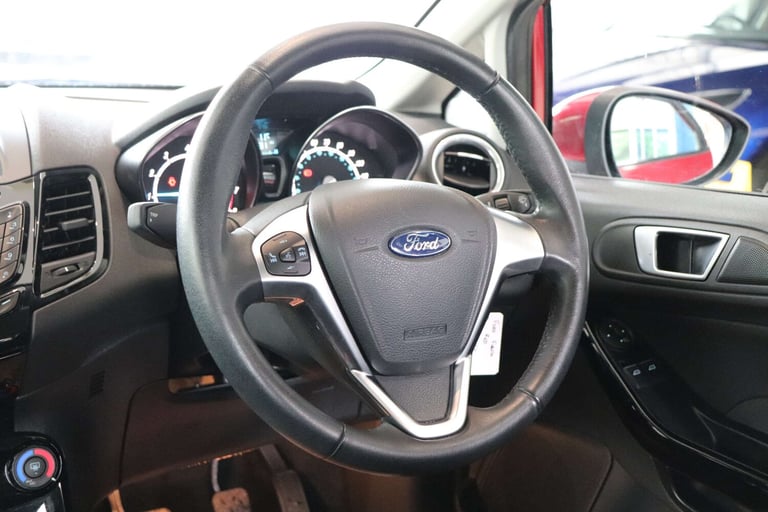 2016 Ford Fiesta 1.0 EcoBoost Zetec 5dr HATCHBACK PETROL Manual