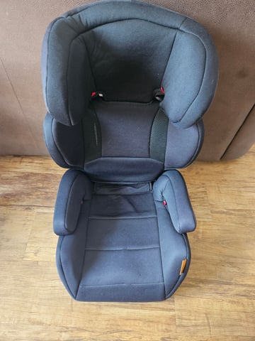 Halfords Group Halfords Booster Seats With Back Halfords Group 2/3