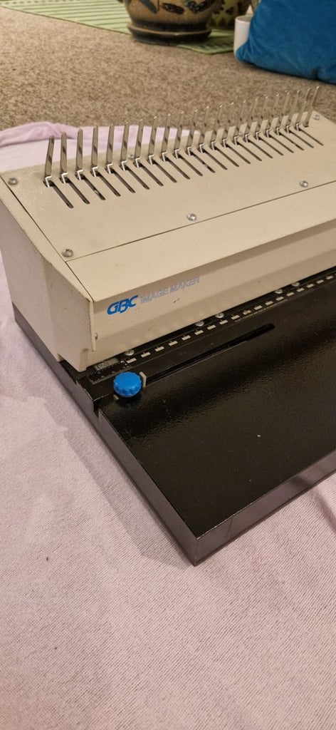 GBC Image Maker Comb Binding Machine – Excellent Condition