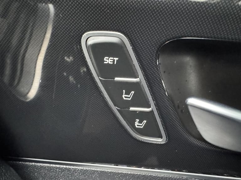 2017 Kia Sorento 2.2 CRDi KX-4 SUV 5dr Diesel Auto AWD Euro 6 (197 bhp) ESTATE Diesel Automatic