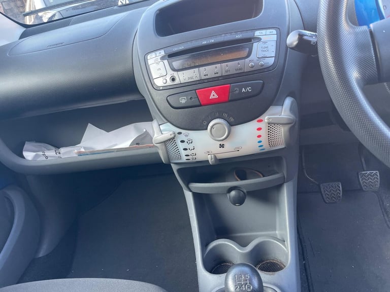 2009 Toyota AYGO 1.0 VVT-i Blue 3dr HATCHBACK PETROL Manual
