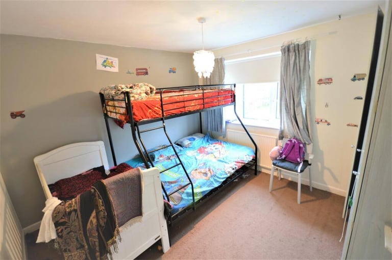 3 Bed Semi-Detached House Blythe Avenue SK7