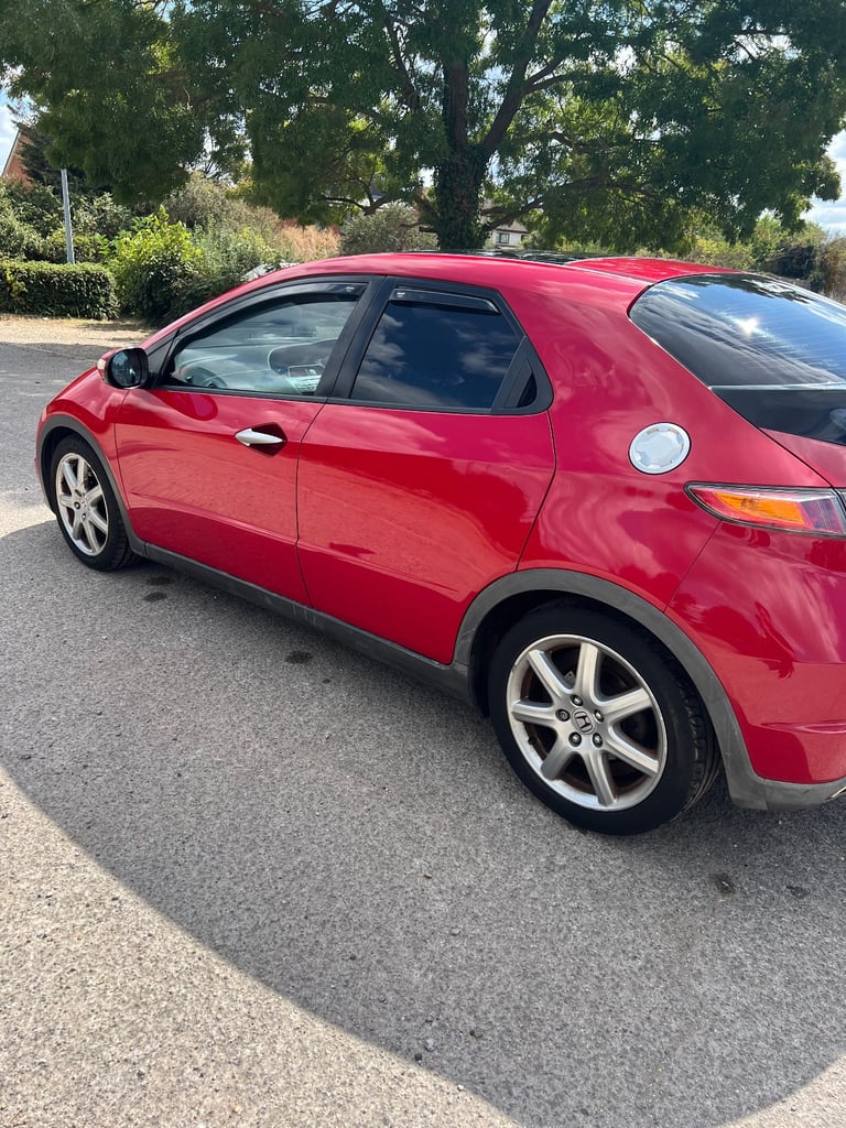 ULEZ Free Honda Civic EX Auto – Great Spec, £1,800