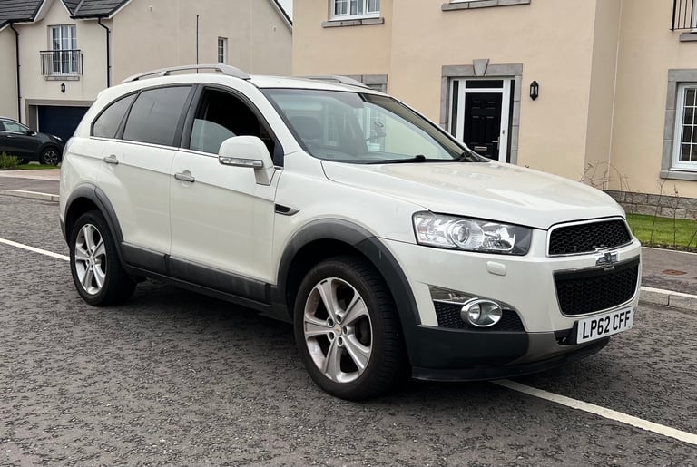 AUTOMATIC 7 seater 2013 plate Chevrolet 