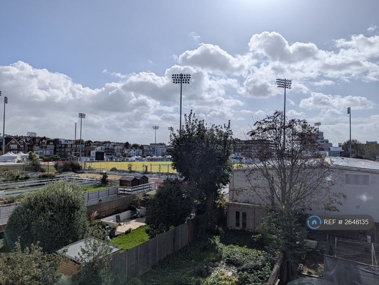 1 bedroom flat in Cromwell Road, Hove, BN3 (1 bed) (#2648135)