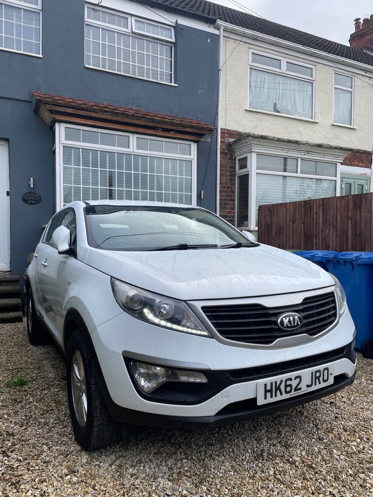 Kia sportage low miles full service history