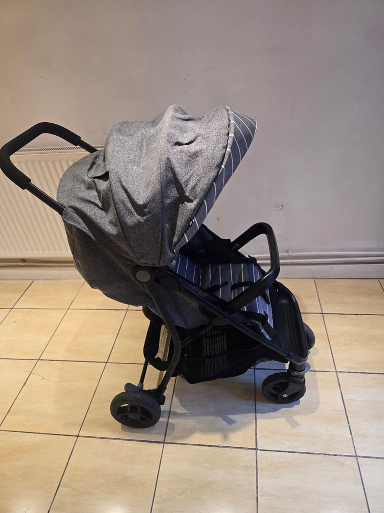 BABY PUSH CHAIR