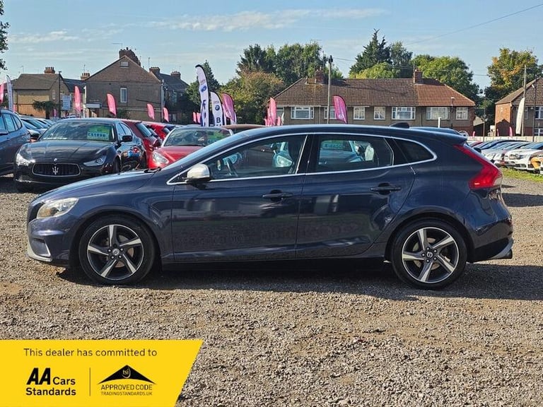 2013 Volvo V40 1.6 D2 R-Design Euro 5 (s/s) 5dr HATCHBACK Diesel Manual