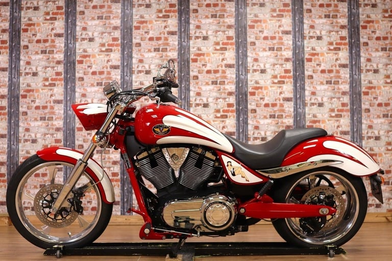 **DEPOSIT TAKEN** VICTORY VEGAS JACKPOT - 1,556 MILES! STUNNING CRUISER