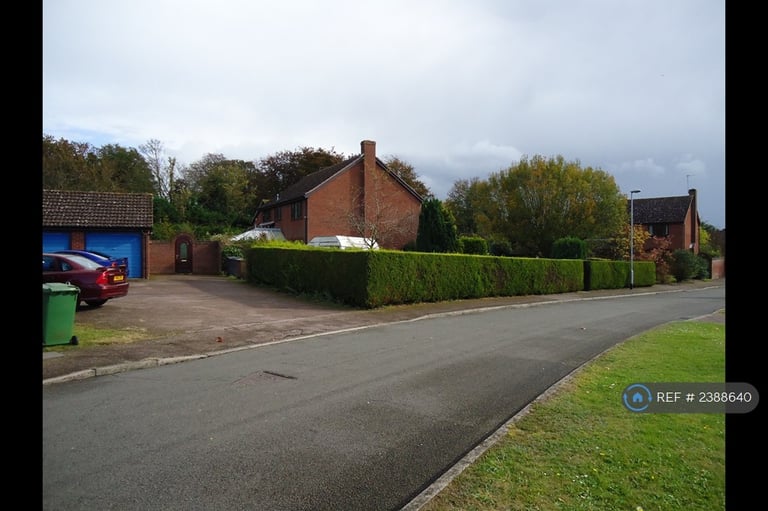 1 bedroom in Wensum Valley Close, Norwich, NR6 (#2388640)