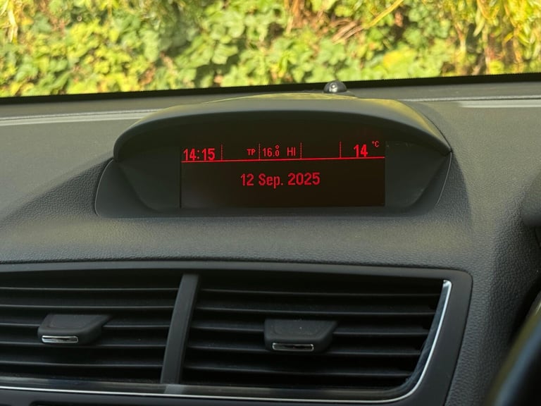 2015 Vauxhall Mokka 1.4i Turbo SE 2WD Euro 6 (s/s) 5dr HATCHBACK Petrol Manual