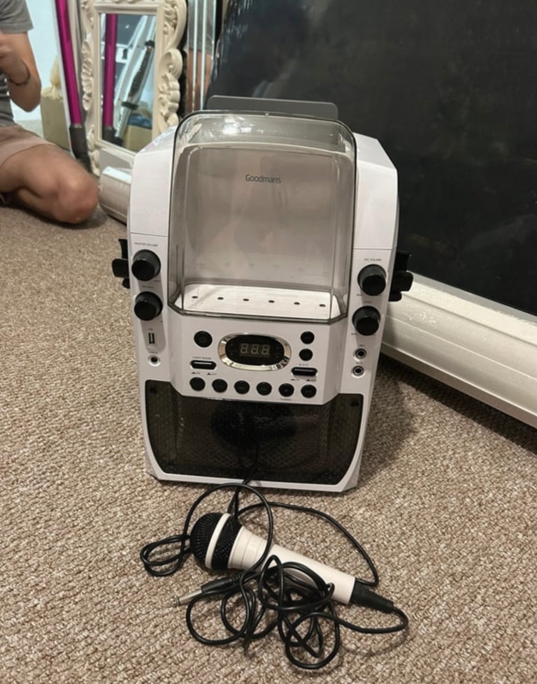 Karaoke Machine with Water Feature 