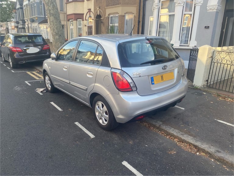 Kia, RIO, Hatchback, 2011, Manual, 1399 (cc), 5 doors