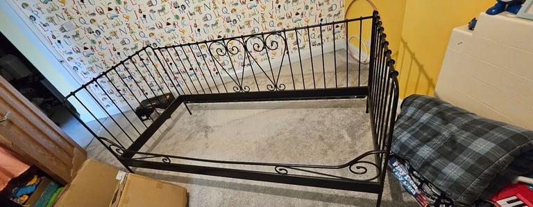 image for Day bed single, black metal frame