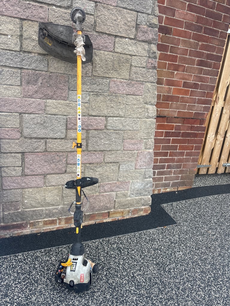 image for Petrol strimmer 