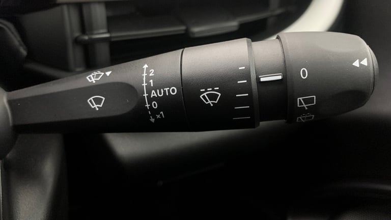 2024 Fiat 600 1.2 MHEV SUV 5dr Petrol Hybrid e-DCT Euro 6 (s/s) (100 ps) SUV Hybrid Automatic