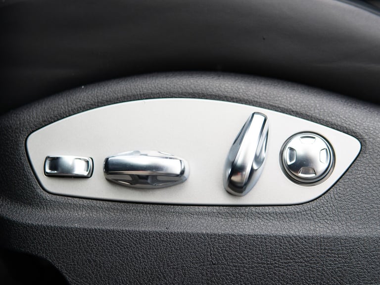 2022 Porsche Macan 2.0T T SUV 5dr Petrol PDK 4WD Euro 6 (s/s) (265 ps) Petrol