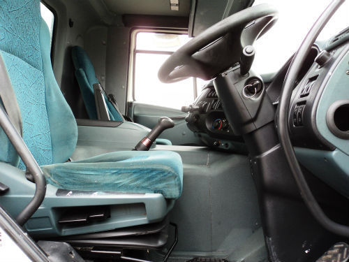 2003 LEYLAND DAF CF65 220 BOX