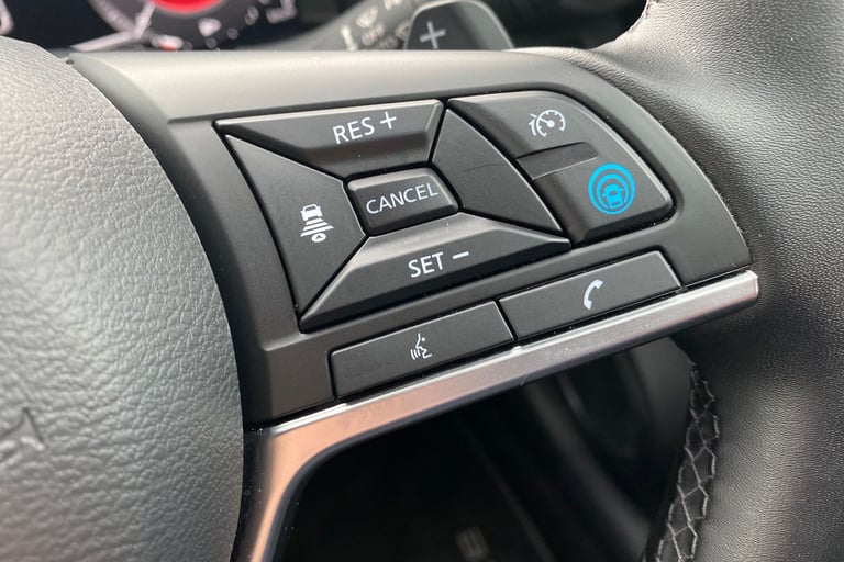 2024 Nissan Juke 105028 Hatchback Petrol Automatic