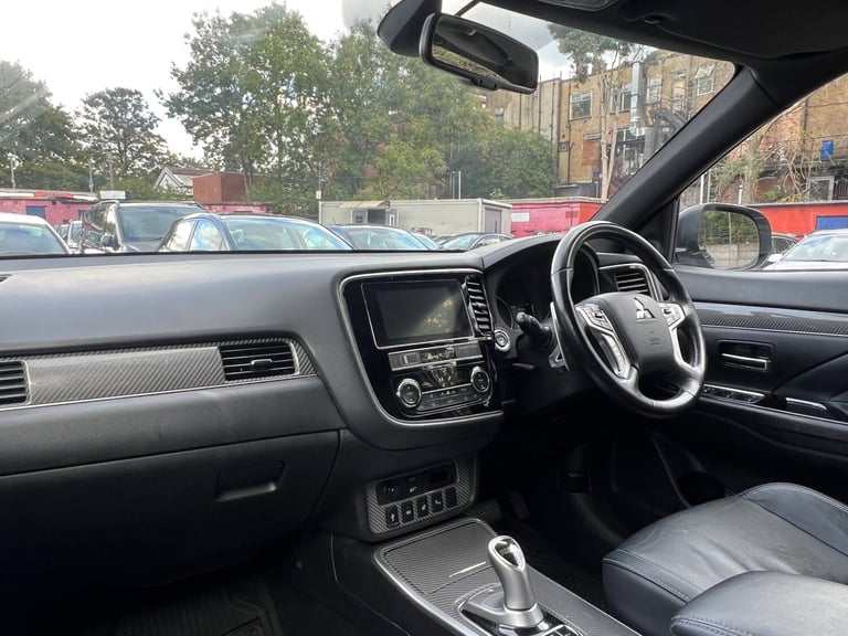 2019 Mitsubishi Outlander 2.4h TwinMotor 13.8kWh 4h SUV 5dr Petrol Plug-in