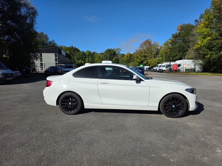 2016 BMW 2 Series 218i SE 2dr Step Auto 8 SPEEDS, NEW SHAPE, PETROL, WHITE COUPE Petrol Automatic