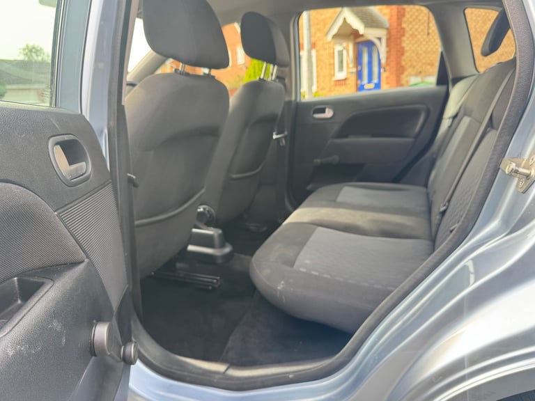 2005 (55) Ford Fiesta 1.4 Zetec Climate Hatchback 5dr Petrol Manual 12 Months Mot