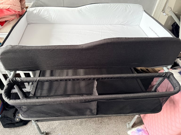 image for Portable baby changing table 