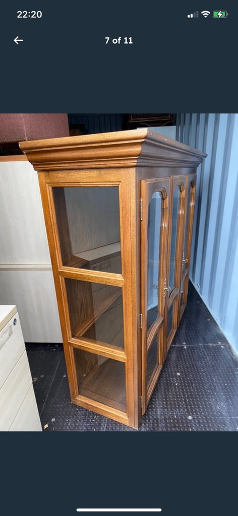 Large Light Oak Display Cabinet Bookcase with shelves 