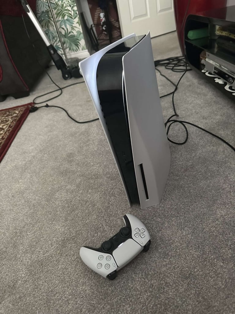 Playstation 5 PS5 Disc Edition 825GB