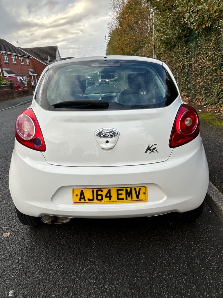 Ford, KA, Hatchback, 2015, Manual, 1242 (cc), 3 doors