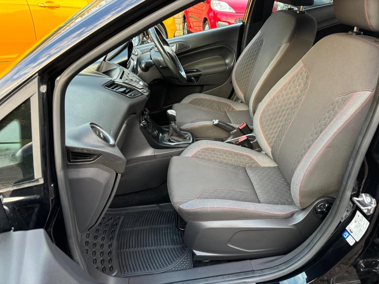 2017 Ford Fiesta 1.0T EcoBoost ST-Line Euro 6 (s/s) 5dr HATCHBACK Petrol Manual