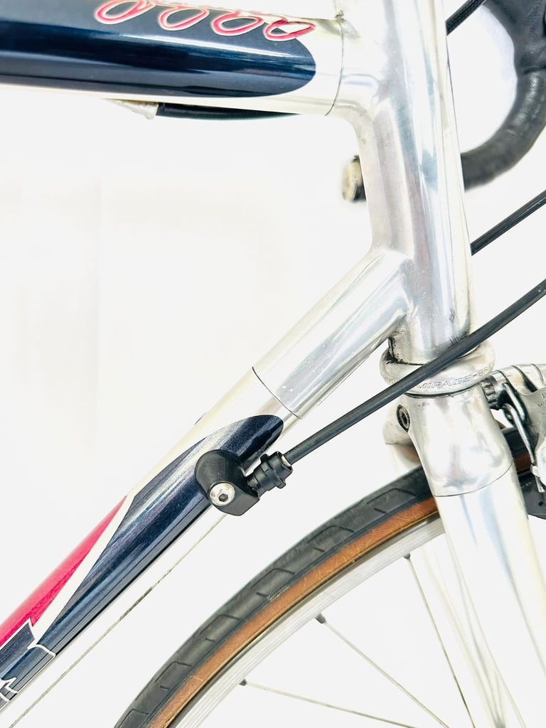 VITUS SEVEN Size/54 cm 12 Speed Shimano 105 Groupset Road Bike 