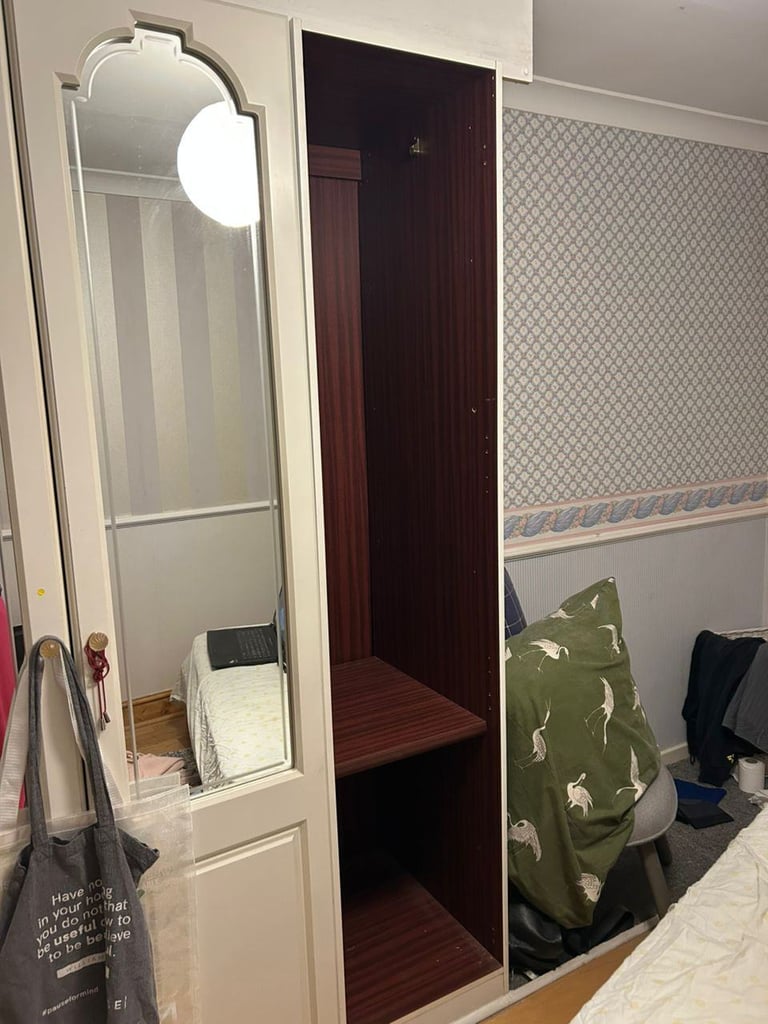 image for Single wardrobe