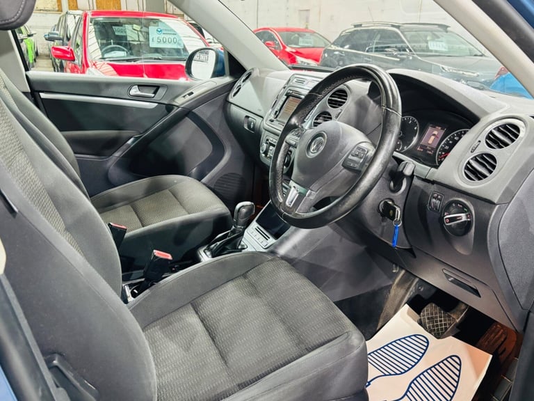 2012 Volkswagen Tiguan 2.0 TDI BlueMotion Tech SE DSG 4WD Euro 5 (s/s) 5dr ESTATE Diesel Automatic