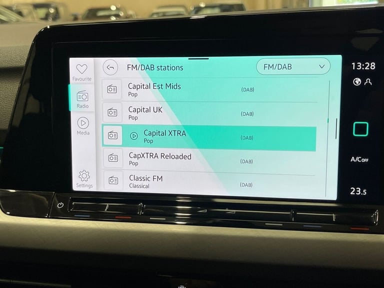 2021 Volkswagen Golf 1.5 eTSI MHEV Life Hatchback 5dr Petrol Hybrid DSG Euro 6 (s/s) (150 ps) Hat...