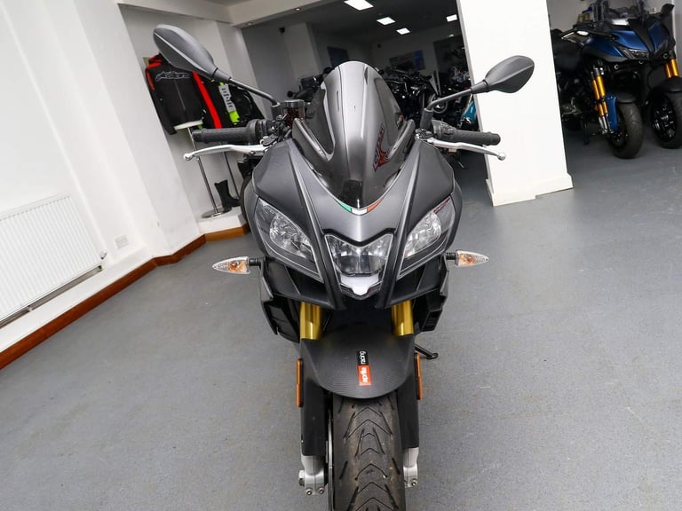 2019, '19 reg. Aprilia Tuono V4 1100 RR. Please See Pics. £8,995