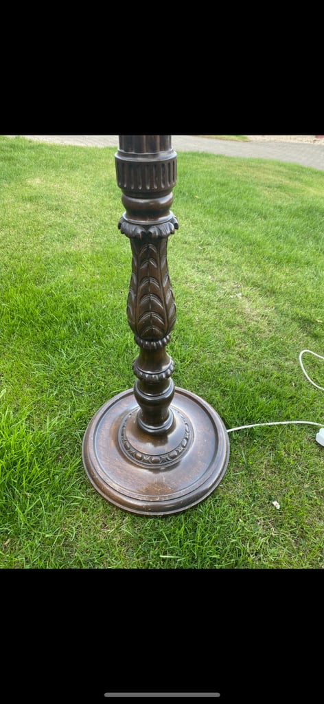 Standard lamp with shade 