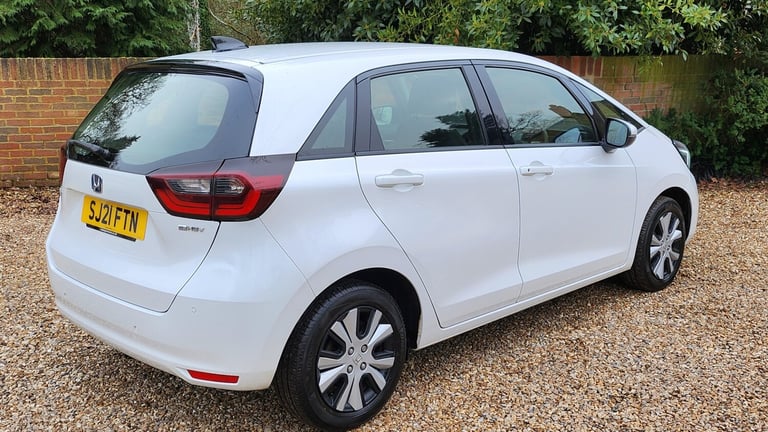 2021 (21) Honda Jazz 1.5h i-MMD SR. Fantastic Economy, Amazing Condition