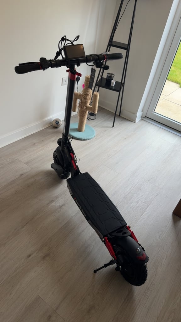 Electric scooter, isinwheel m2 28mph 1000 watt