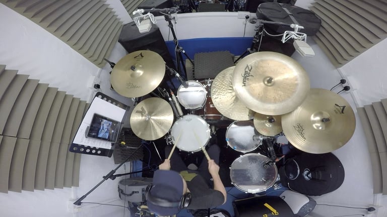 Drummer Seeking Artists