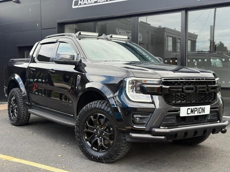 FORD RANGER WILDTRAK 205BHP RAPTOR STEALTH PACK ELECTRIC ROLLER TOP