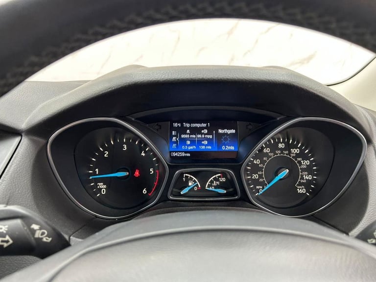 2015 Ford Focus 1 OWNER Hatchback Diesel Manual