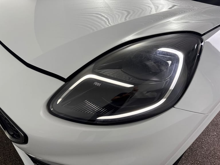 2022 Ford Puma 1.0 EcoBoost Hybrid mHEV 155 ST-Line Vignale 5dr Hatchback Petrol Manual